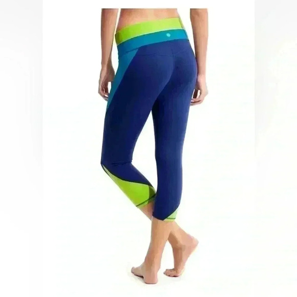 Athleta Pants - Athleta High-Rise Luma Chaturanga Blue Green Colorblock  Leggings Size XXS Yoga